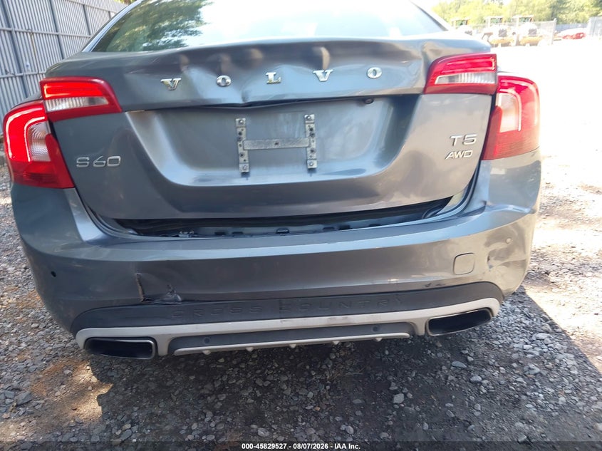 2017 Volvo S60 cross country VIN YV440MUM4H2004765 IAAI salvage auction — NORMAL WEAR, Salvage Title, sold $975 on 2026-08-19 (photo 6)