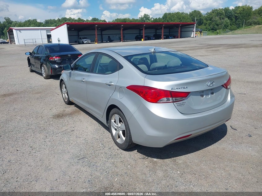 2013 Hyundai Elantra VIN 5NPDH4AE3DH314004 IAAI salvage auction — NORMAL WEAR, Wait Title, sold $875 on 2026-08-23 (photo 3)