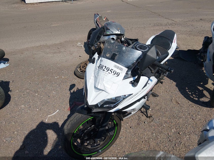 2019 Kawasaki Ninja VIN JKAEXEK13KDA33443 IAAI salvage auction — FRONT END, Clear-Dealer Only (Arizona), sold $1,675 on 2026-09-04 (photo 2)