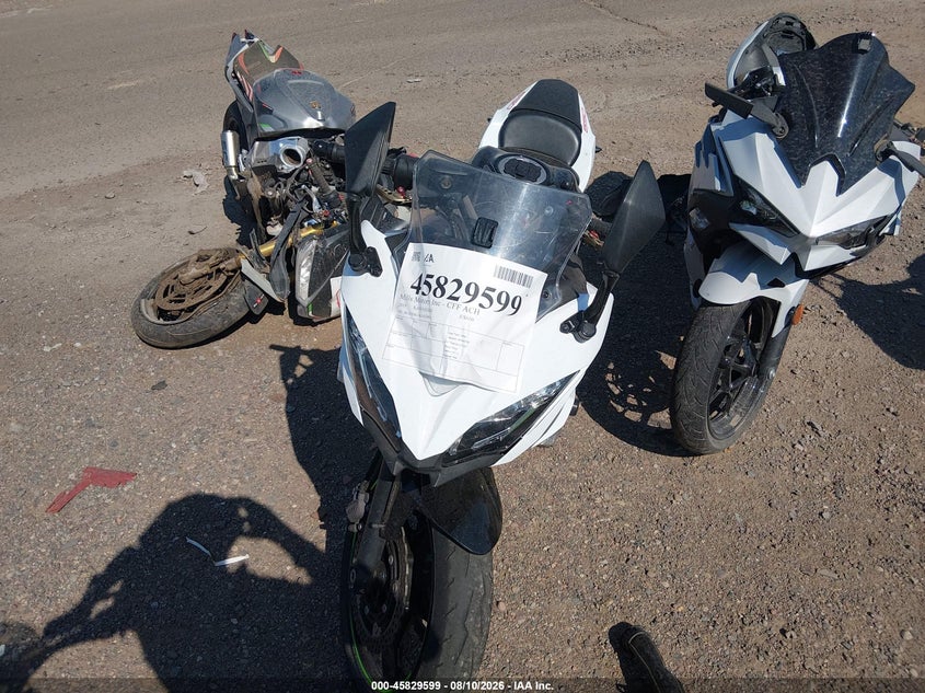 2019 Kawasaki Ninja VIN JKAEXEK13KDA33443 IAAI salvage auction — FRONT END, Clear-Dealer Only (Arizona), sold $1,675 on 2026-09-04 (photo 5)