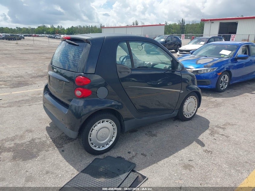 2008 Smart Fortwo VIN WMEEJ31X48K146631 IAAI salvage auction — LEFT SIDE, Clear (Virginia), sold $400 on 2026-08-17 (photo 4)
