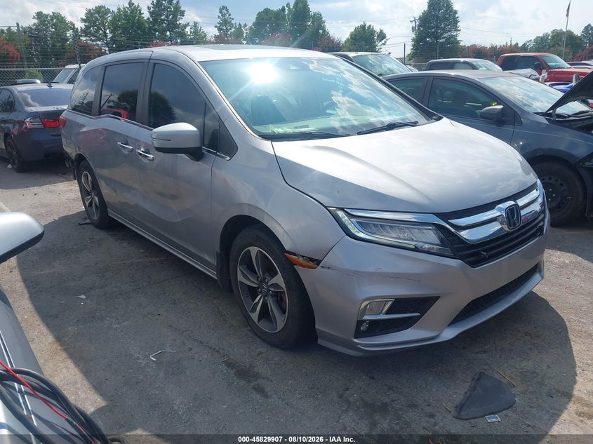 2018 Honda Odyssey VIN 5FNRL6H83JB052107 — IAAI salvage auction photo