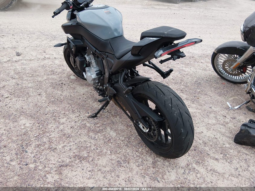2026 Cf moto 675snk VIN LCEPEVLR3T6000891 IAAI salvage auction — FRONT END, Clear Claim Paid (Wisconsin), sold $1,400 on 2026-09-23 (photo 3)