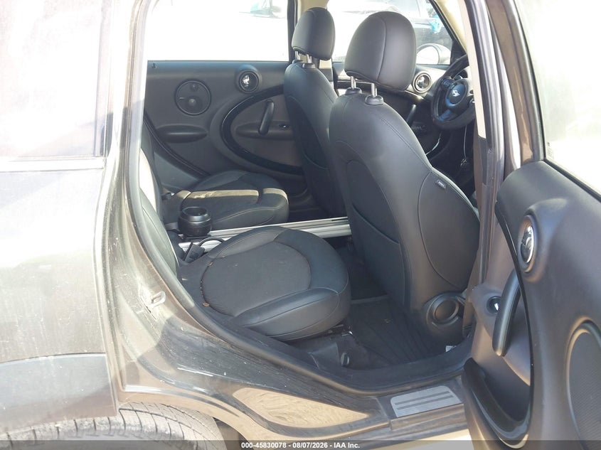 2011 Mini Cooper VIN WMWZC3C58BWH97749 IAAI salvage auction — NORMAL WEAR, Original (Texas), sold $1,100 on 2026-08-19 (photo 8)