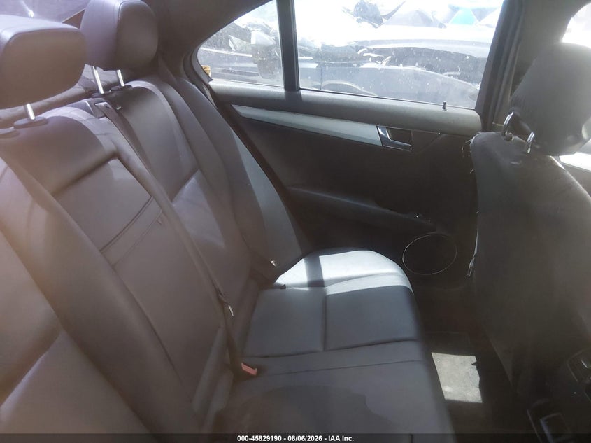 2008 Mercedes-benz C class VIN WDDGF54X28F079820 IAAI salvage auction — NORMAL WEAR, Clear-Dealer Only (Arizona), sold $200 on 2026-08-18 (photo 8)