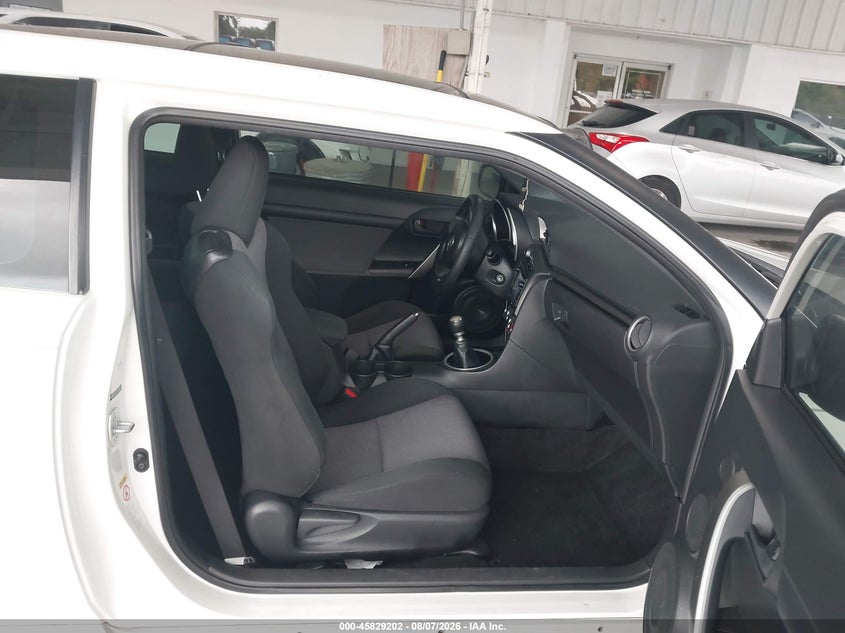 2015 Scion Tc VIN JTKJF5C74F3090570 IAAI salvage auction — FRONT & REAR, Rebuildable (Florida), sold $225 on 2026-09-14 (photo 5)