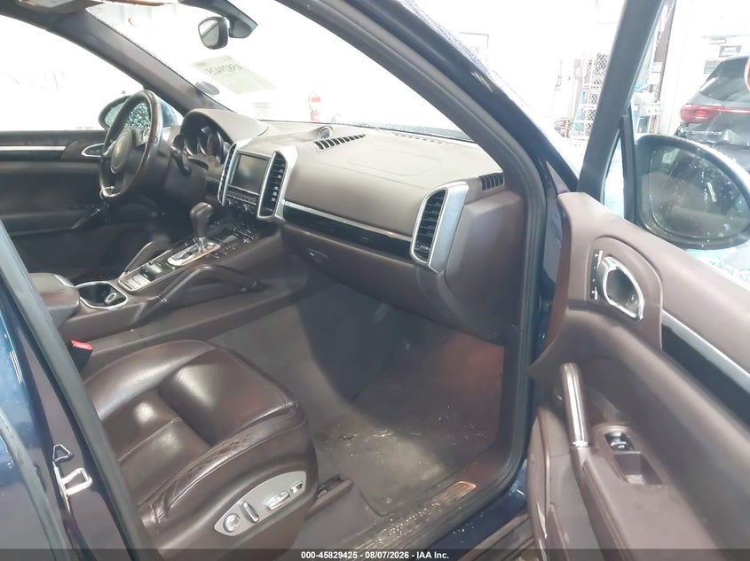 2012 Porsche Cayenne VIN WP1AB2A24CLA45311 IAAI salvage auction — FRONT END, Salvage Title, sold $25 on 2026-08-21 (photo 5)