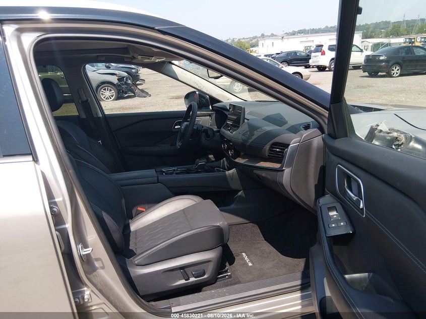 2026 Nissan Rogue VIN JN8BT3DD7TW293898 IAAI salvage auction — LEFT FRONT, Salvage Title, sold $20,500 on 2026-08-21 (photo 5)