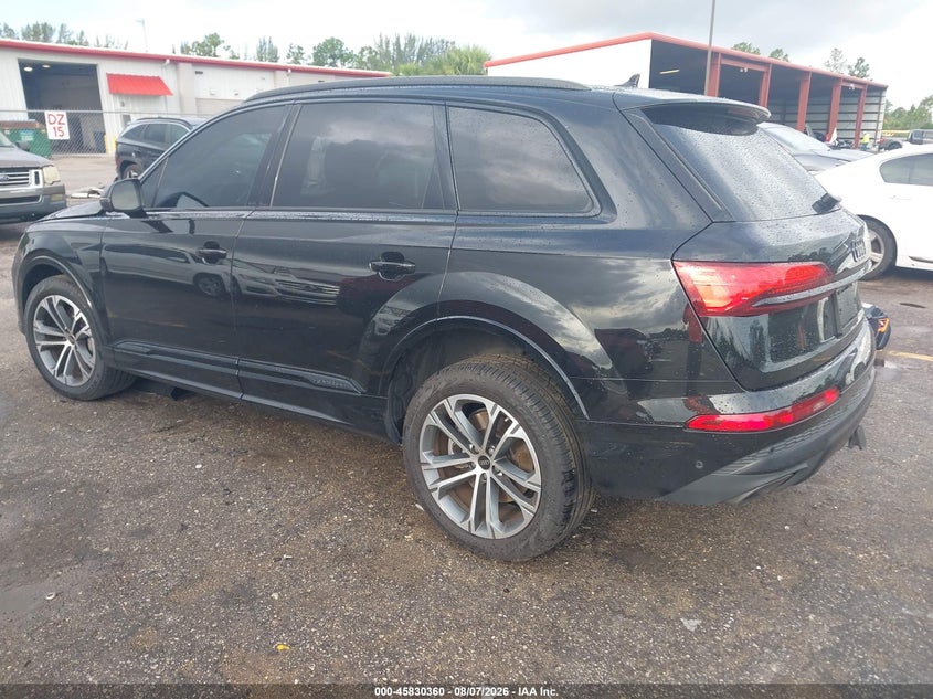 2025 Audi Q7 VIN WA1LCBF7XSD000856 IAAI salvage auction — Right Side, Salvage, sold $20,000 on 2026-10-19 (photo 3)