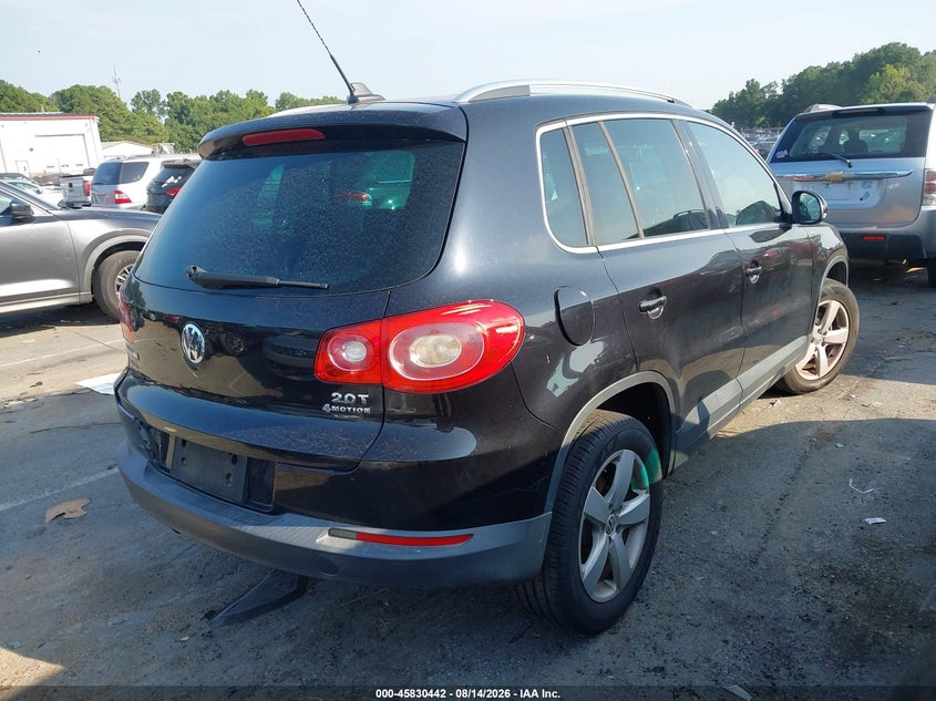 2010 Volkswagen Tiguan VIN WVGBV7AX8AW524988 IAAI salvage auction — NORMAL WEAR, Clear-Dealer Only (North Carolina), sold $250 on 2026-08-17 (photo 4)