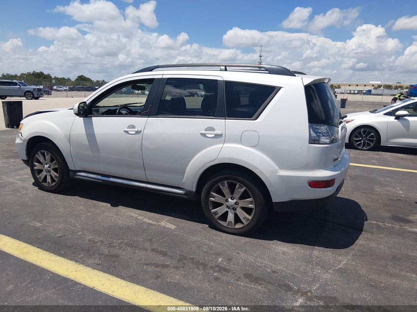 2011 Mitsubishi Outlander VIN JA4JT3AW3BU007305 IAAI salvage auction — FRONT END, Rebuildable (Florida), sold $425 on 2026-08-21 (photo 3)