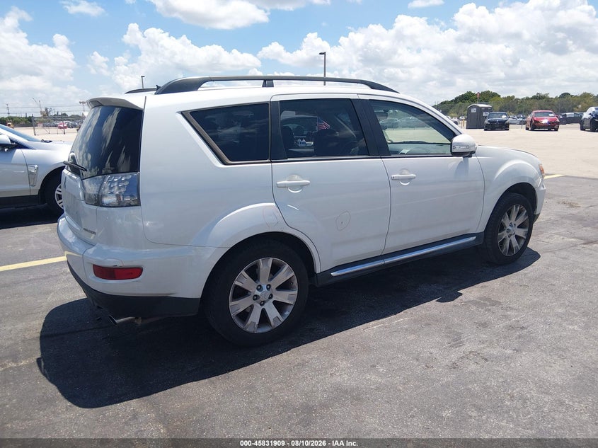 2011 Mitsubishi Outlander VIN JA4JT3AW3BU007305 IAAI salvage auction — FRONT END, Rebuildable (Florida), sold $425 on 2026-08-21 (photo 4)
