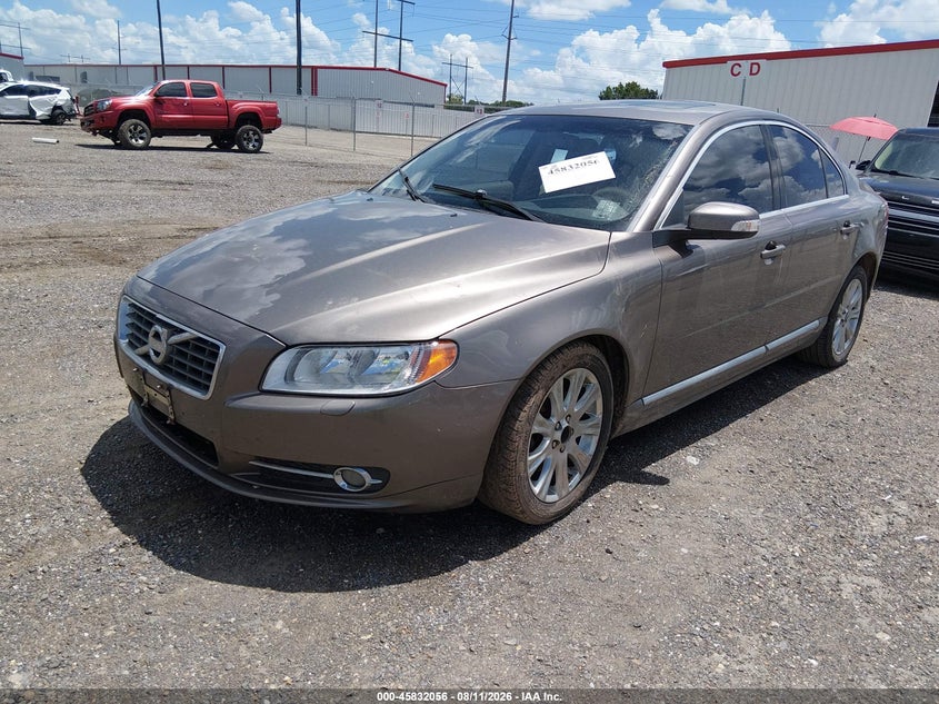 2010 Volvo S80 VIN YV1982AS4A1115895 IAAI salvage auction — NORMAL WEAR, Clear (Louisiana), sold $200 on 2026-08-19 (photo 2)