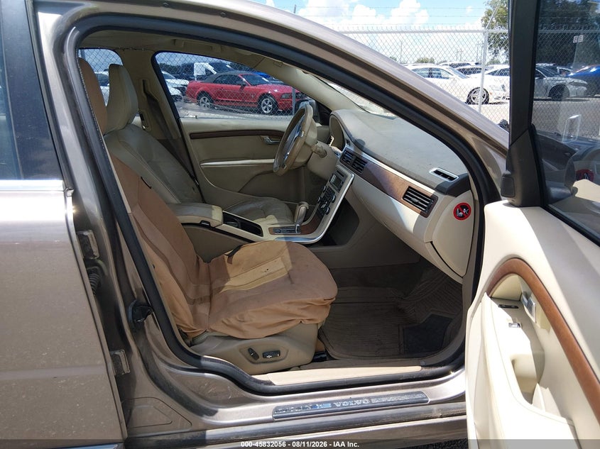 2010 Volvo S80 VIN YV1982AS4A1115895 IAAI salvage auction — NORMAL WEAR, Clear (Louisiana), sold $200 on 2026-08-19 (photo 5)