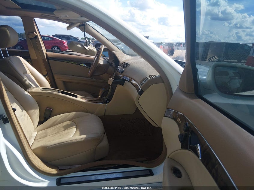 2007 Mercedes-benz E-class VIN WDBUF56X57A989028 IAAI salvage auction — STORM DAMAGE, Salvage (North Carolina), sold $750 on 2026-08-20 (photo 5)