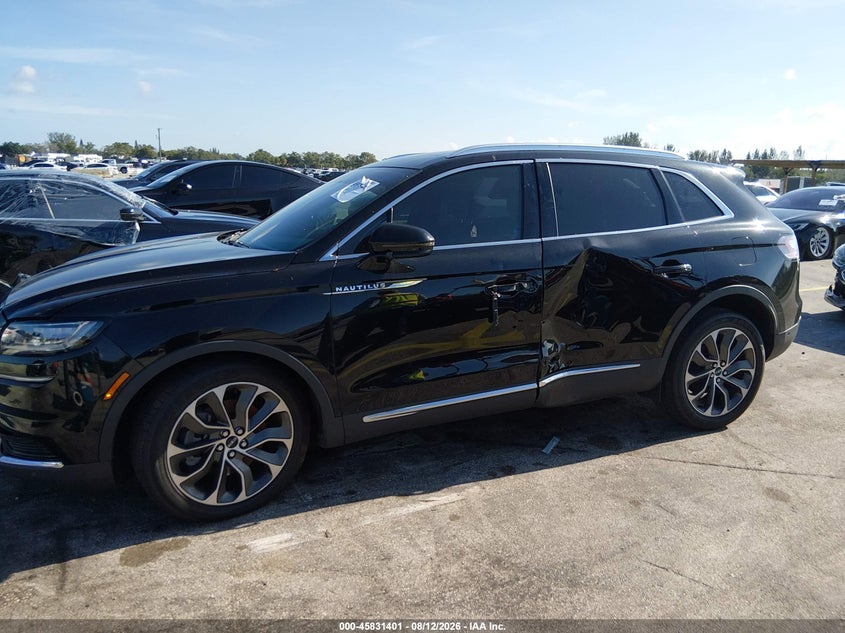 2022 Lincoln Nautilus VIN 2LMPJ6K95NBL08068 IAAI salvage auction — SIDE, Wait Title, sold $10,825 on 2026-09-03 (photo 6)