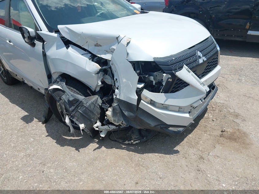 2022 Mitsubishi ECLIPSE VIN JA4ASUAA0NZ017830 IAAI salvage auction — NORMAL WEAR, Original (Texas), sold $2,500 on 2026-09-09 (photo 6)