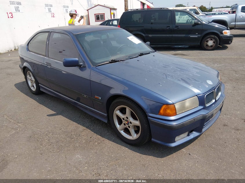 1996 BMW 3 series VIN WBACG8321TAU36405 IAAI salvage auction — NORMAL WEAR, Clear-Dealer Only (Oregon), sold $325 on 2026-09-10 (photo 1)