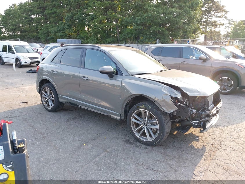 2022 Audi Q3 VIN WA1DECF38N1088880 — IAAI salvage auction photo