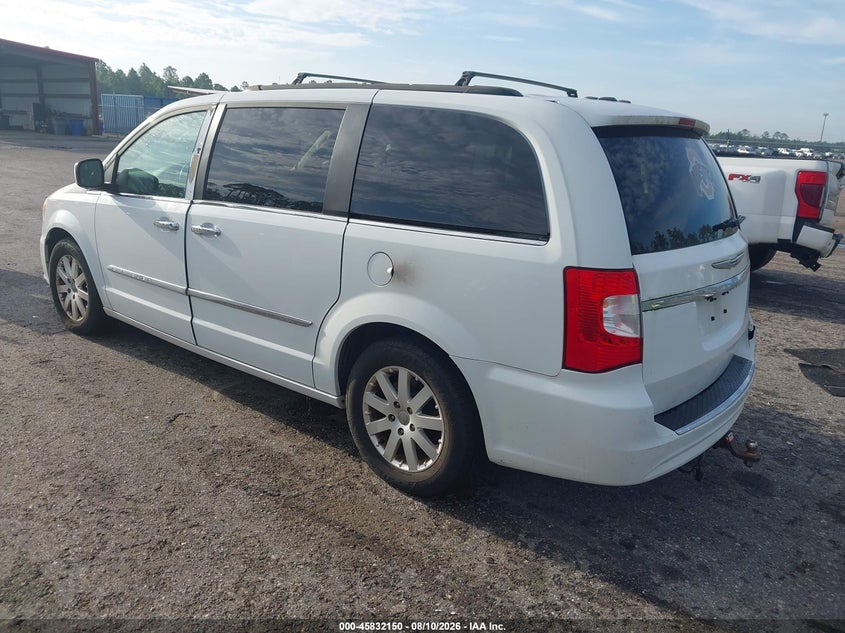 2016 Chrysler Town & country VIN 2C4RC1BG5GR128717 IAAI salvage auction — NORMAL WEAR, Clear (Florida), sold $900 on 2026-09-05 (photo 3)