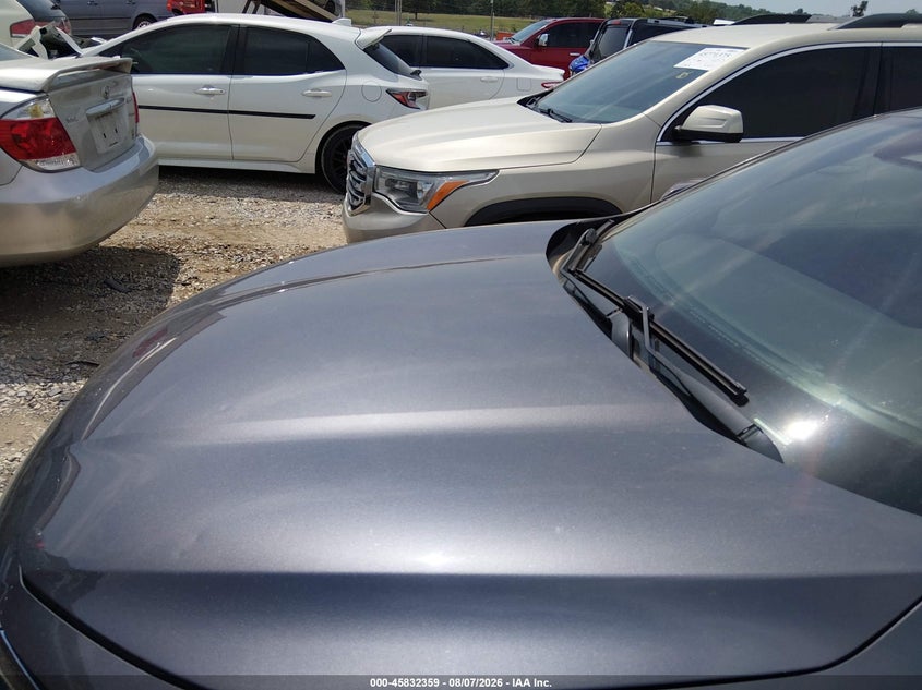 2019 Honda Insight VIN 19XZE4F17KE031076 IAAI salvage auction — REPOSSESSION, Clear (Arkansas), sold $9,150 on 2026-08-13 (photo 6)