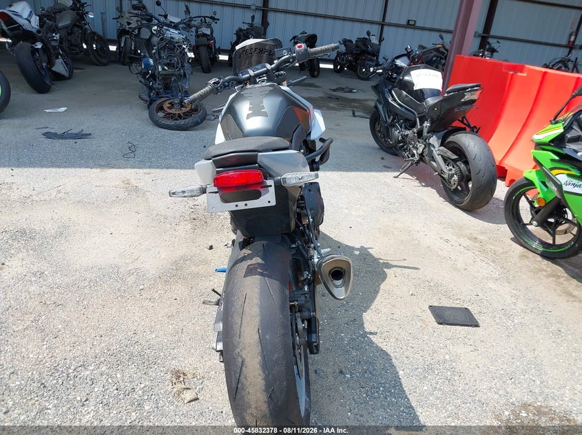 2024 Suzuki Gsx VIN JS1EM11B5R7100318 IAAI salvage auction — ALL OVER, Salvage - Greater Than 75% (Maryland), sold $1,800 on 2026-09-06 (photo 6)