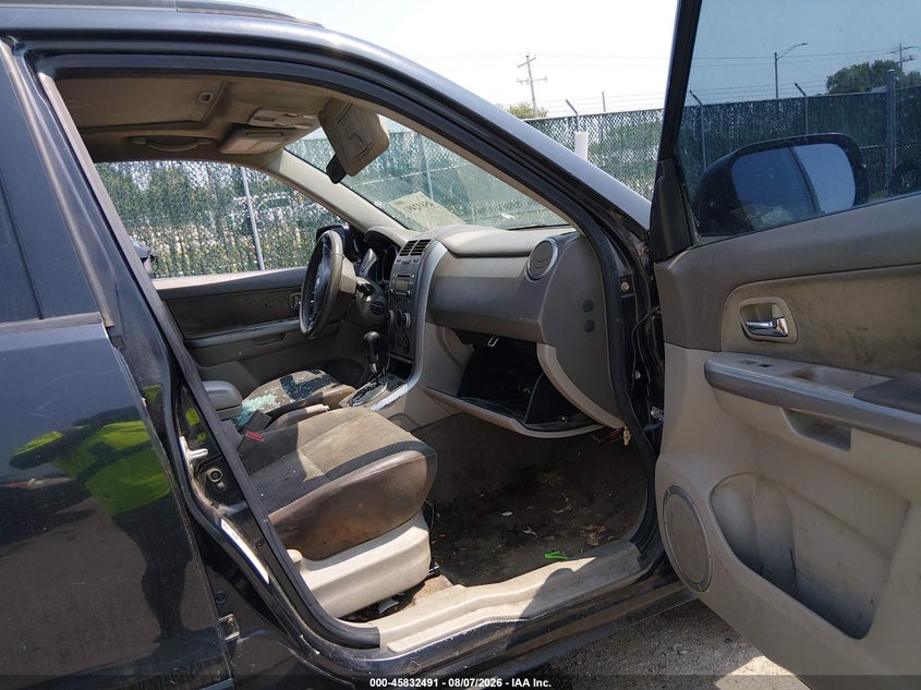 2009 Suzuki Grand vitara VIN JS3TE044794100521 IAAI salvage auction — NORMAL WEAR, Clear (Kansas), sold $0 on 2026-09-11 (photo 5)