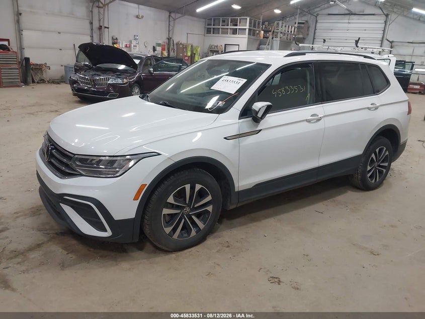 2022 Volkswagen Tiguan VIN 3VV0B7AXXNM157801 IAAI salvage auction — RIGHT FRONT, Wait Title, sold $6,100 on 2026-09-27 (photo 2)