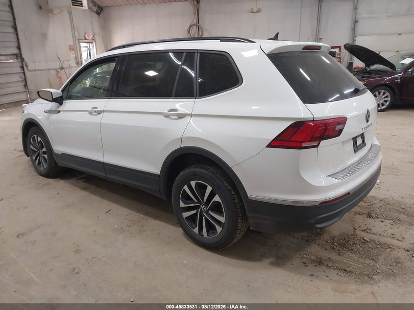 2022 Volkswagen Tiguan VIN 3VV0B7AXXNM157801 IAAI salvage auction — RIGHT FRONT, Wait Title, sold $6,100 on 2026-09-27 (photo 3)
