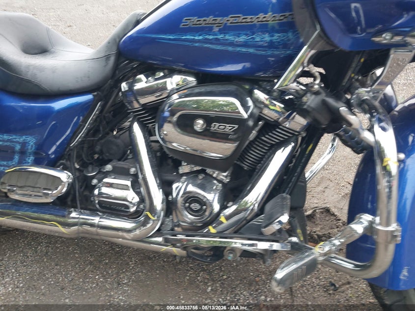 2019 Harley-davidson Road glide VIN 1HD1KHC16KB633531 IAAI salvage auction — SIDE, Salvage Title, sold $25 on 2026-10-09 (photo 8)