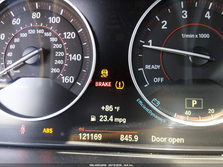 2015 BMW 3er VIN WBA3C1C52FP116895 IAAI salvage auction — FRONT END, Salvage (California), sold $2,400 on 2026-08-16 (photo 7)