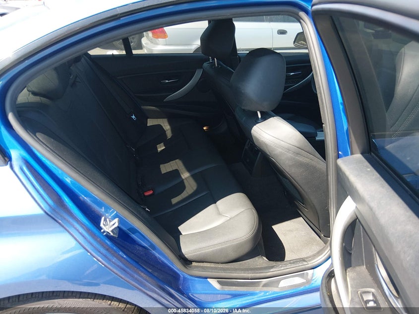 2015 BMW 3er VIN WBA3C1C52FP116895 IAAI salvage auction — FRONT END, Salvage (California), sold $2,400 on 2026-08-16 (photo 8)