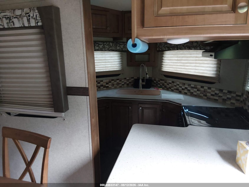 2018 Rockwood Windjammer VIN 4X4TRLF27J1879760 IAAI salvage auction — NORMAL WEAR, Clear (Tennessee), sold $7,950 on 2026-08-20 (photo 5)