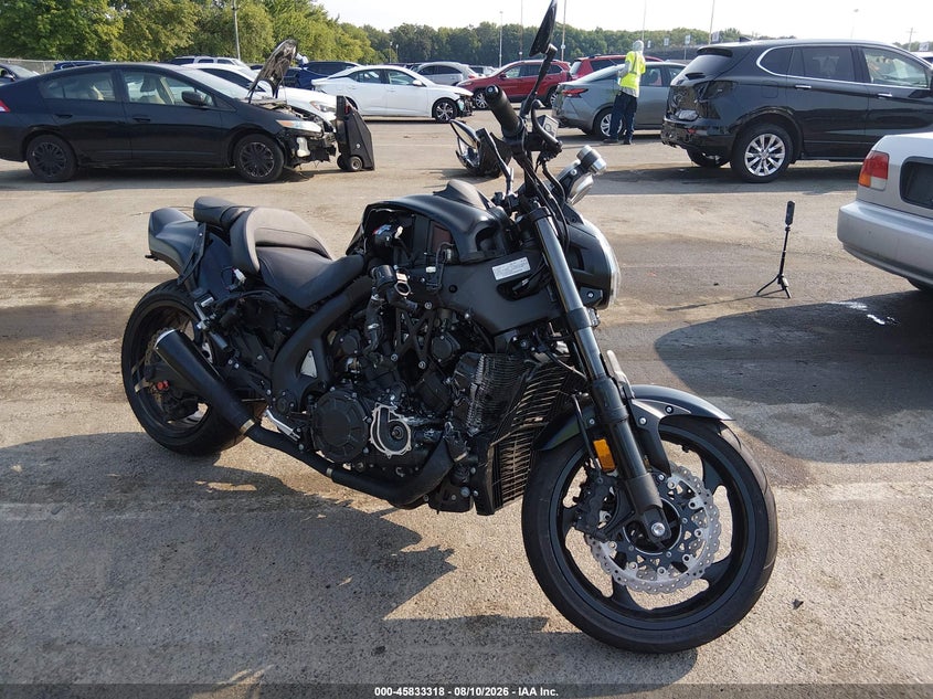 2018 Yamaha Vmax VIN JYAVP29E9JA003742 IAAI salvage auction — FRONT END, Salvage (New Jersey), sold $5,750 on 2026-09-11 (photo 1)