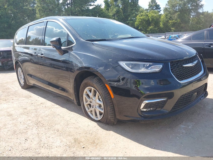 2026 Chrysler Pacifica VIN 2C4RC1BG7TR186404 — IAAI salvage auction photo