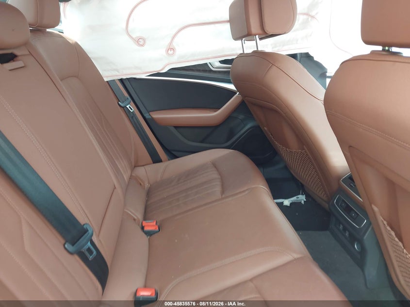 2019 Audi A6 VIN WAUK2AF22KN056784 IAAI salvage auction — SIDE, Salvage Title, sold $6,600 on 2026-08-21 (photo 8)