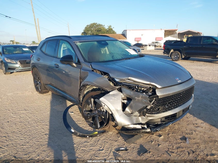 2025 Buick Envision VIN LRBFZLE41SD079301 IAAI salvage auction — FRONT END, Salvage Title, sold $7,500 on 2026-09-06 (photo 1)