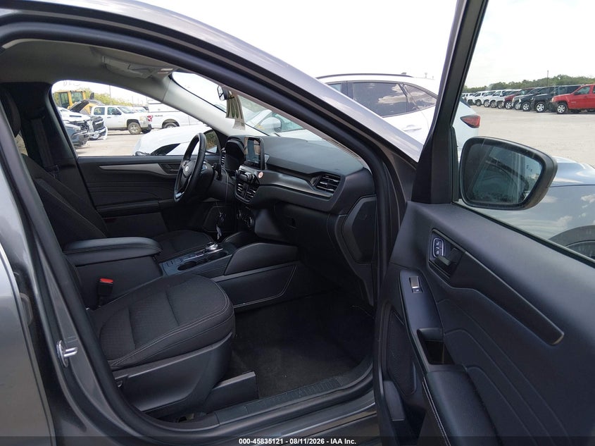 2024 Ford Escape VIN 1FMCU9GN7RUA64173 IAAI salvage auction — FRONT END, Enterprise Vehicles Clear Only (California), sold $12,400 on 2026-08-20 (photo 5)