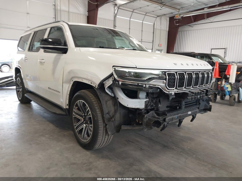 2025 Jeep Grand wagoneer VIN 1C4SJSBP7SS513636 — IAAI salvage auction photo