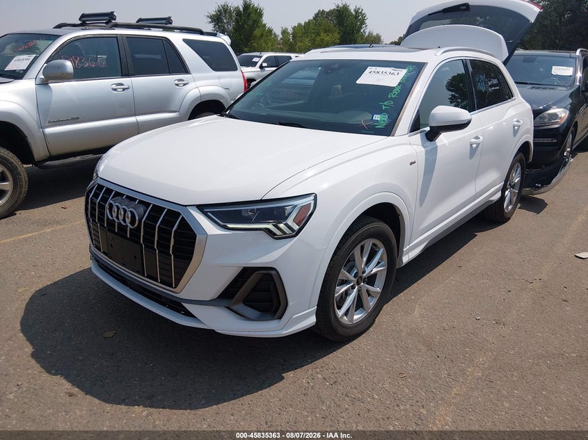 2025 Audi Q3 VIN WA1DECF33S1016223 IAAI salvage auction — REAR END, Salvage Title, sold $18,200 on 2026-08-18 (photo 2)