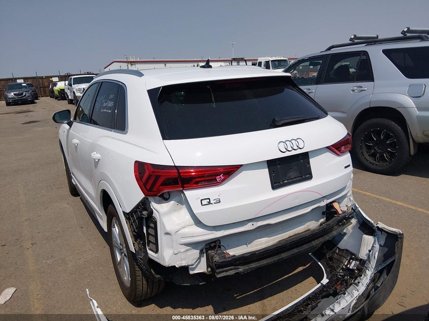 2025 Audi Q3 VIN WA1DECF33S1016223 IAAI salvage auction — REAR END, Salvage Title, sold $18,200 on 2026-08-18 (photo 3)