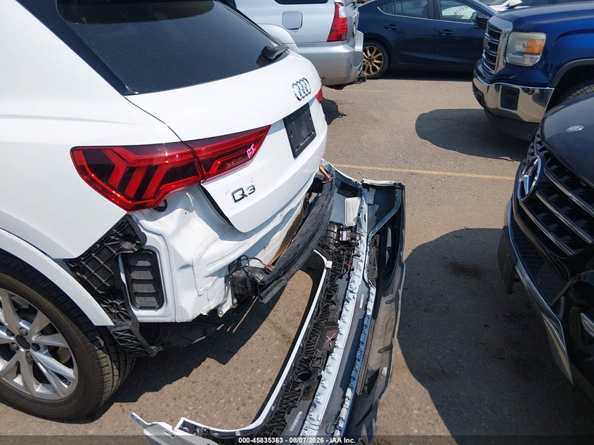 2025 Audi Q3 VIN WA1DECF33S1016223 IAAI salvage auction — REAR END, Salvage Title, sold $18,200 on 2026-08-18 (photo 6)