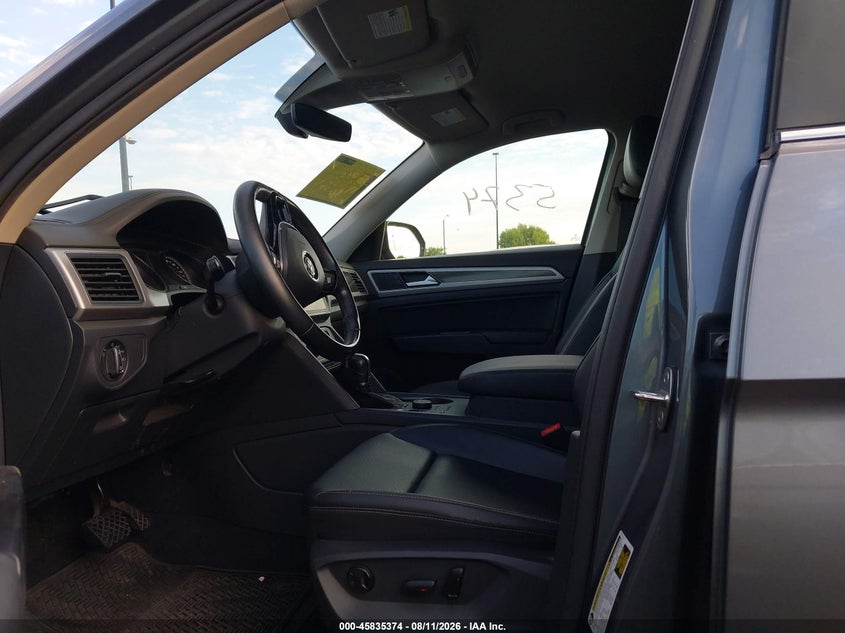 2019 Volkswagen Atlas VIN 1V2UR2CAXKC541564 IAAI salvage auction — LEFT FRONT, Salvage Certificate (California), sold $4,825 on 2026-08-14 (photo 5)