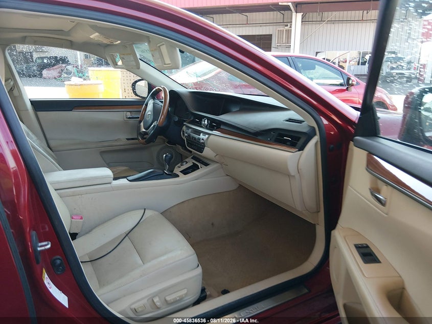 2014 Lexus Es 300h VIN JTHBW1GG8E2044516 IAAI salvage auction — NORMAL WEAR, Clear (Arizona), sold $8,200 on 2026-09-22 (photo 5)