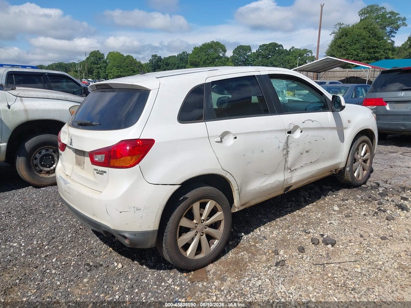 2014 Mitsubishi Outlander VIN 4A4AP3AU3EE032737 IAAI salvage auction — NORMAL WEAR, Repossession Paperwork (South Carolina), sold $450 on 2026-09-07 (photo 4)