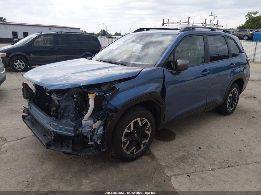 2025 Subaru Forester VIN JF2SLDDC7SH434093 IAAI salvage auction — FRONT END, Clear (Illinois), sold $8,100 on 2026-08-25 (photo 2)