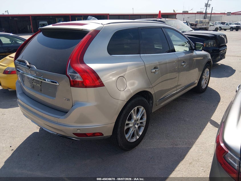 2015 Volvo Xc60 VIN YV440MDMXF2677332 IAAI salvage auction — NORMAL WEAR, Original (Texas), sold $1,150 on 2026-08-17 (photo 4)