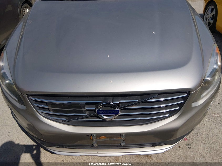 2015 Volvo Xc60 VIN YV440MDMXF2677332 IAAI salvage auction — NORMAL WEAR, Original (Texas), sold $1,150 on 2026-08-17 (photo 6)