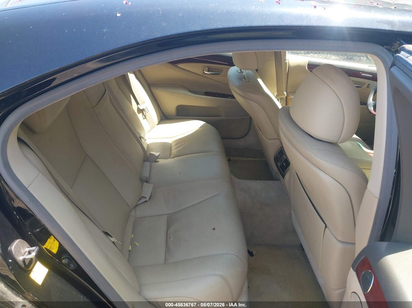 2008 Lexus Ls 460 VIN JTHBL46F885077845 IAAI salvage auction — NORMAL WEAR, Clear (Maryland), sold $1,325 on 2026-09-06 (photo 8)