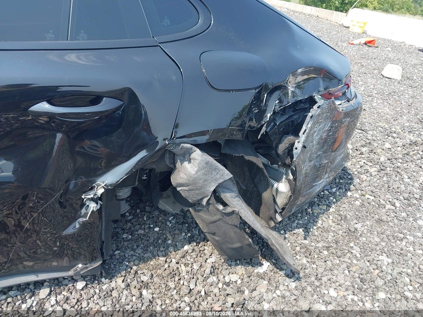 2018 Porsche Panamera VIN WP0AE2A73JL177879 IAAI salvage auction — REAR END, Wait Title, sold $13,300 on 2026-10-13 (photo 6)